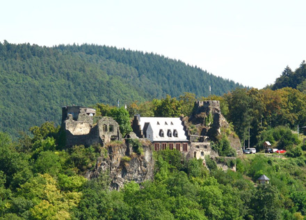 Blik op Burg Veldenz