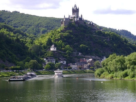 Blik op Cochem burcht en kapel